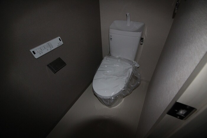 物件内観写真8　(トイレ)