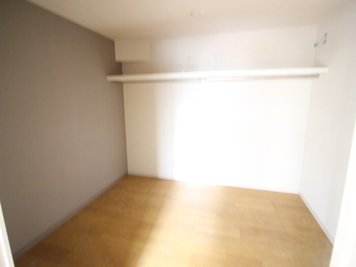 物件内観写真14　(居室)