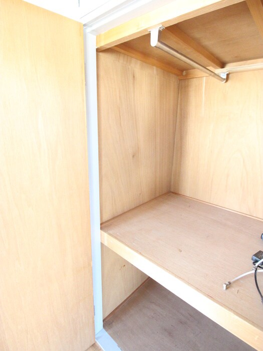 物件内観写真10　(収納)