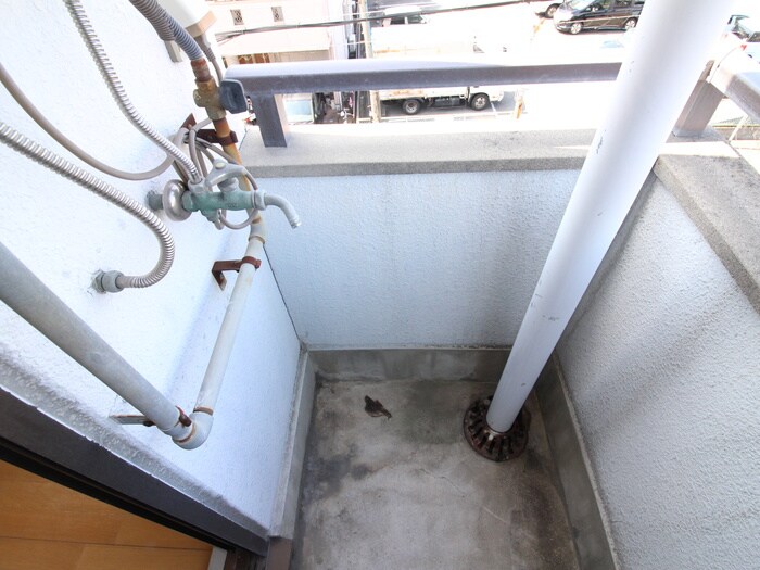 物件内観写真15　(洗濯機置場)