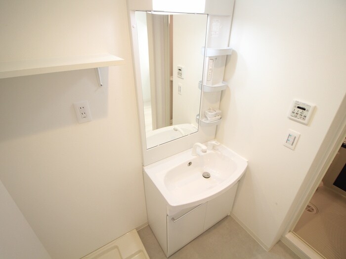 物件内観写真10　(洗面)