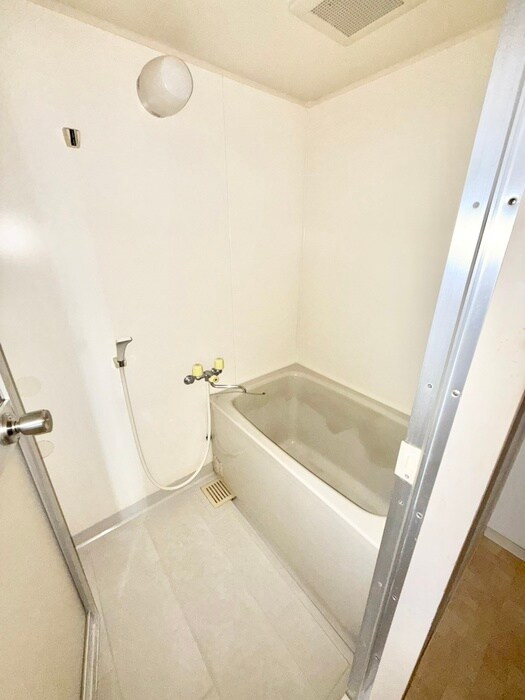 物件内観写真12　(バス／シャワールーム等)