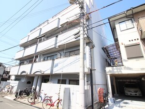 ウインライフ松原Ⅱ外観写真