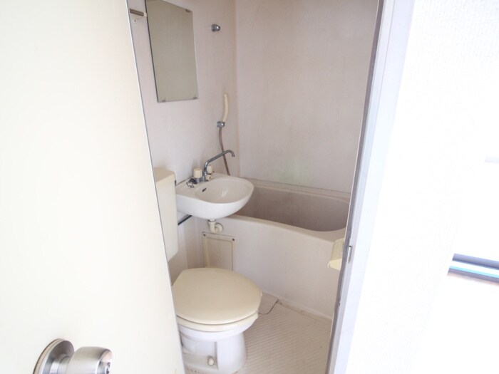 物件内観写真16　(バス／シャワールーム等)