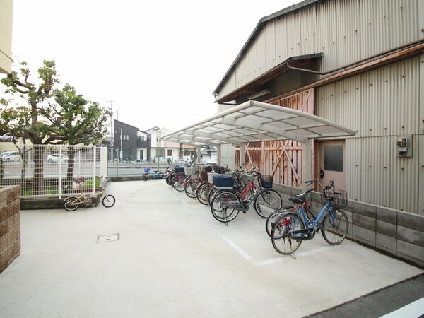 駐輪場