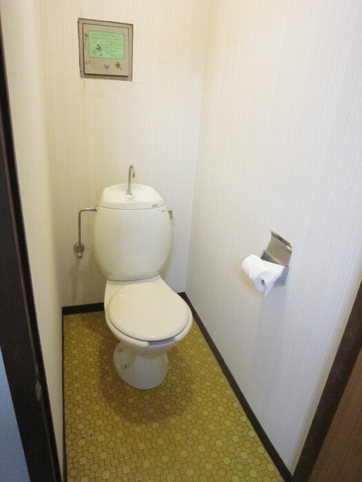 物件内観写真7　(トイレ)