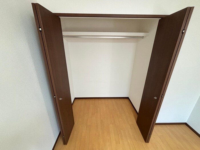 物件内観写真11　(収納)