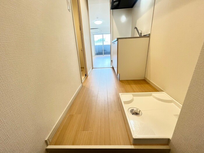 物件内観写真8　(廊下)