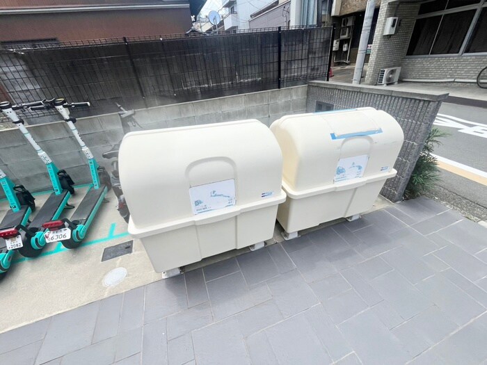 物件外観写真6　(建物設備)