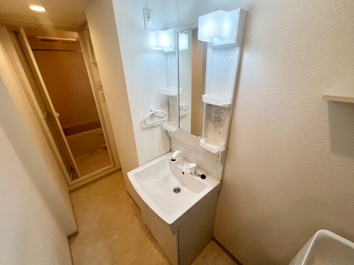 物件内観写真12　(洗面)