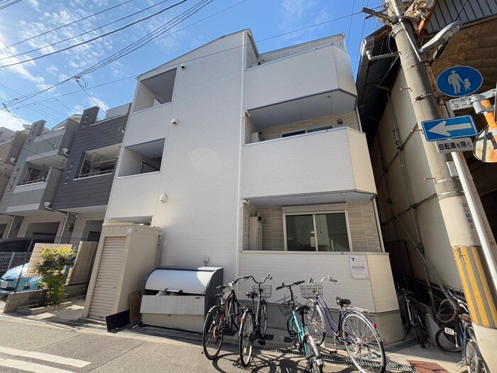 物件外観写真6　(外観写真)