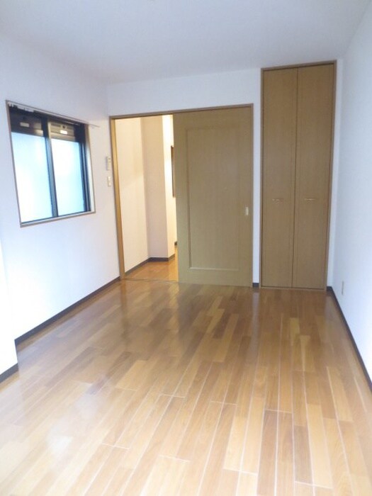 物件内観写真6　(居室)