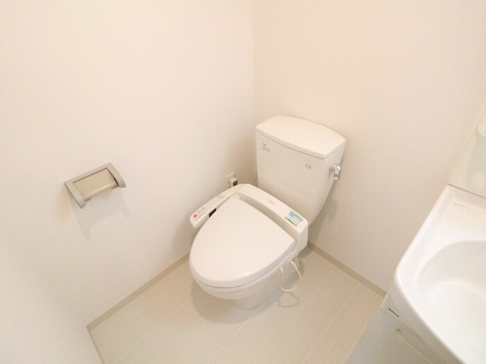 物件内観写真11　(トイレ)