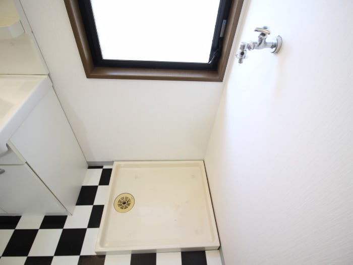 物件内観写真21　(洗濯機置場)