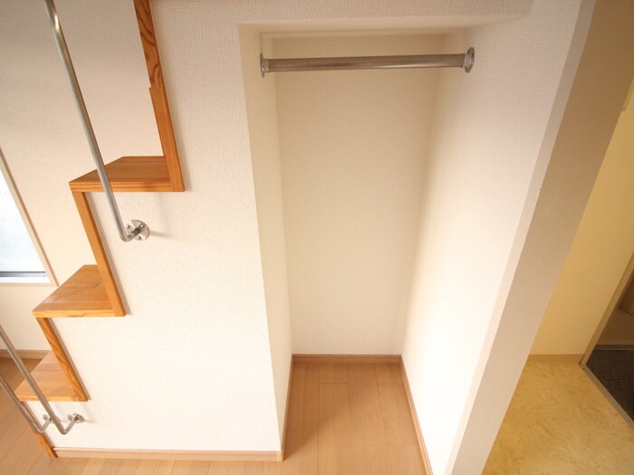 物件内観写真13　(収納)