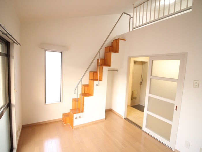 物件内観写真18　(居室)