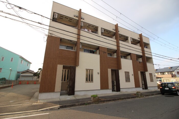 物件外観写真1　(外観写真)