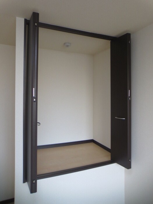 物件内観写真15　(収納)