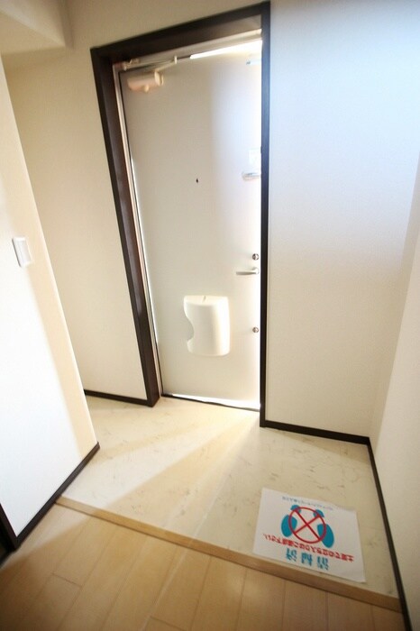 物件内観写真20　(玄関)