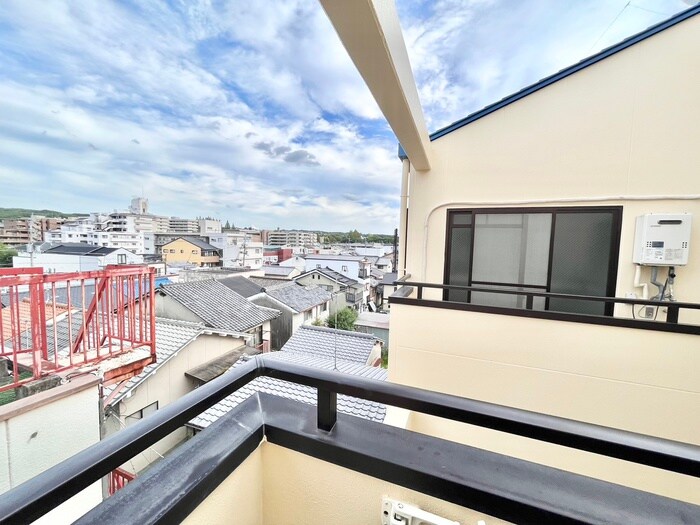 物件内観写真19　(室内からの展望)