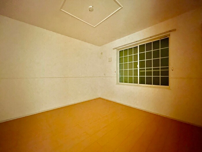 物件内観写真13　(居室)