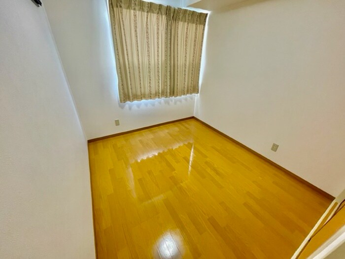 物件内観写真12　(居室)