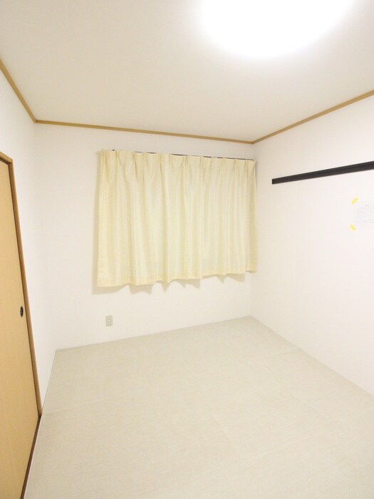 物件内観写真14　(居室)