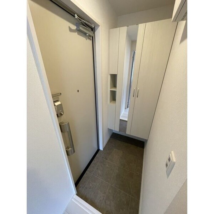 物件内観写真15　(玄関)