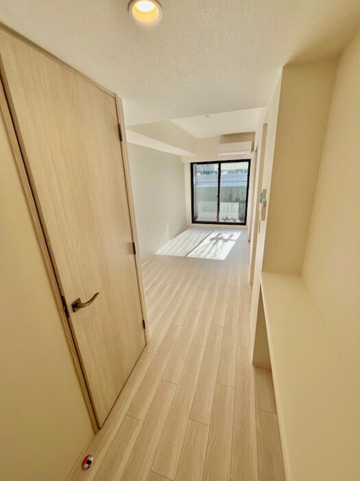 物件内観写真13　(廊下)