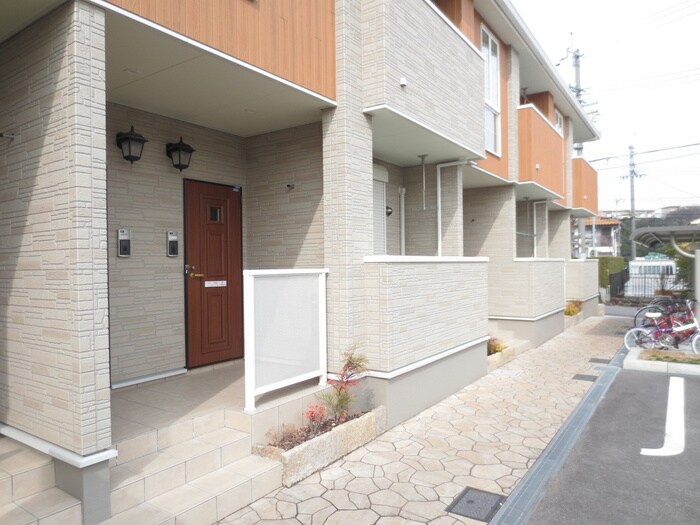 物件外観写真3　(外観写真)