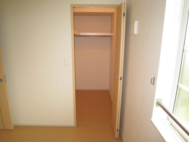 物件内観写真10　(収納)