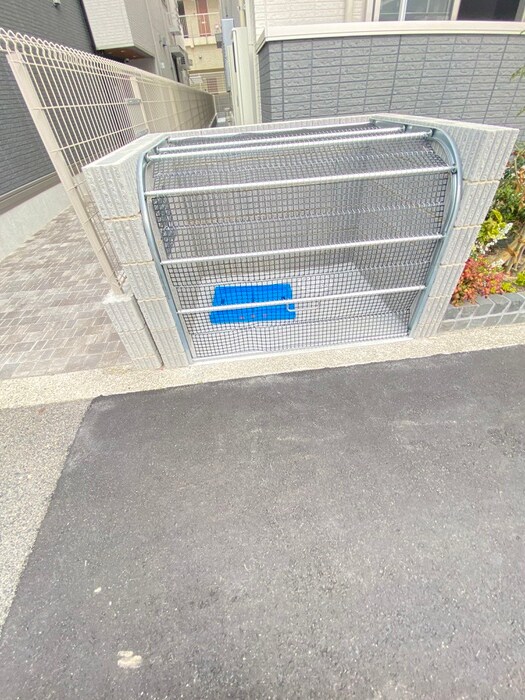 物件外観写真4　(建物設備)