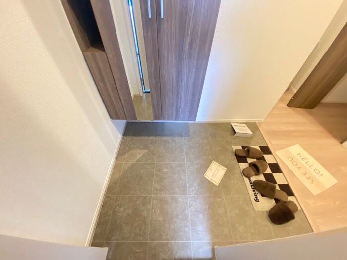 物件内観写真19　(玄関)