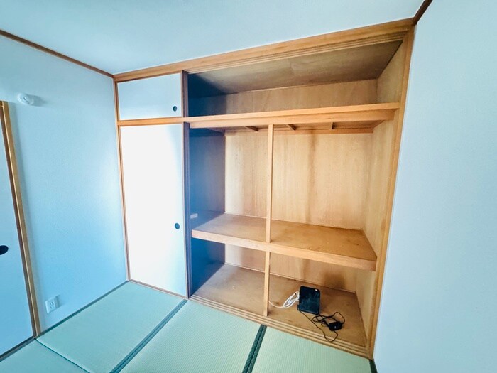 物件内観写真13　(収納)