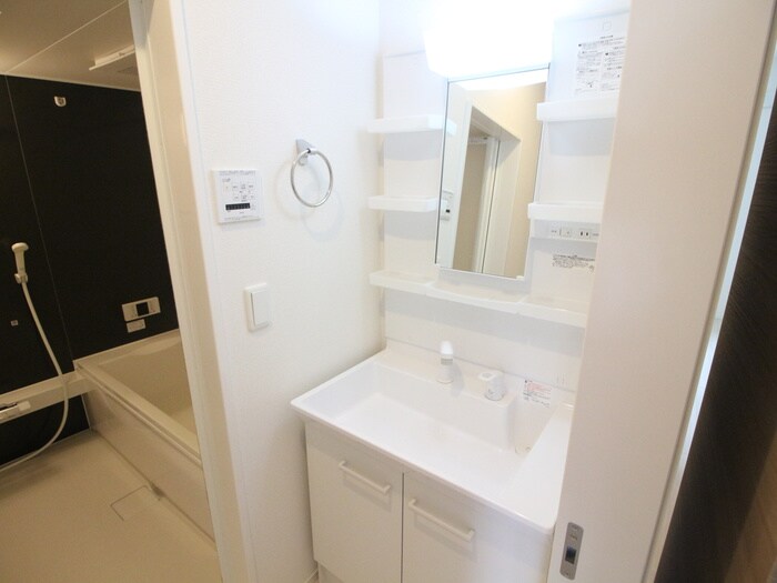 物件内観写真10　(洗面)