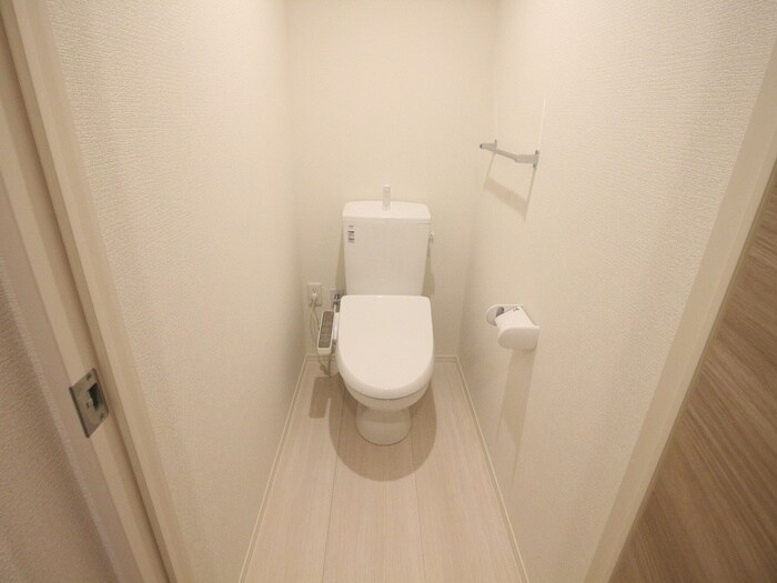 物件内観写真12　(トイレ)