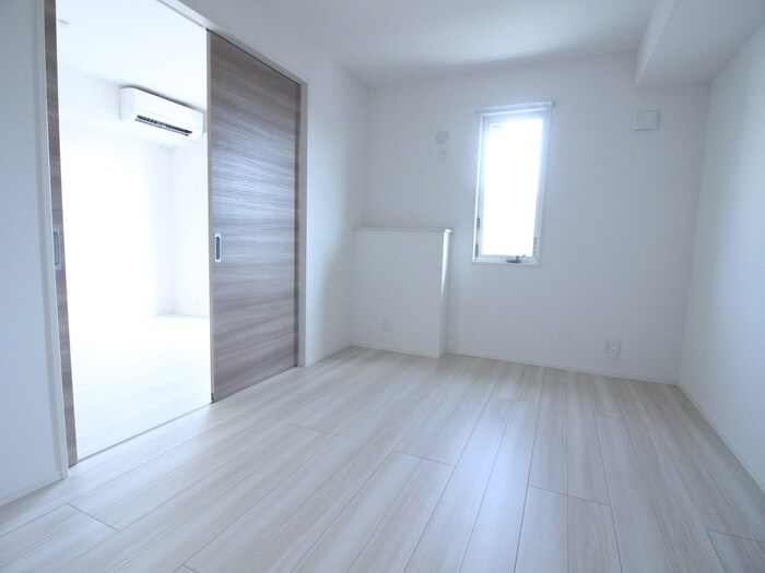 物件内観写真14　(居室)