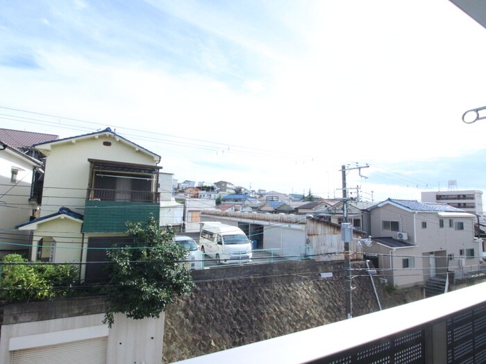 物件内観写真17　(室内からの展望)