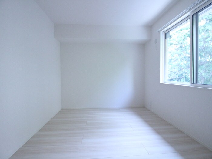 物件内観写真18　(居室)