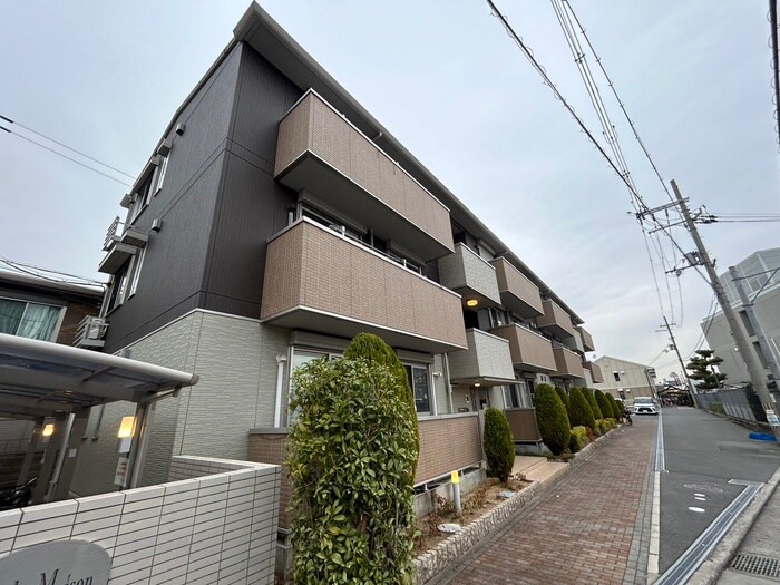 物件外観写真1　(外観写真)