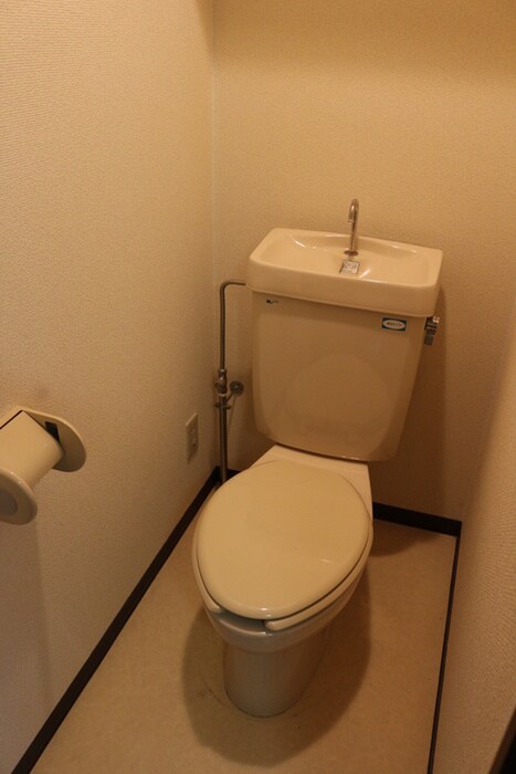 物件内観写真11　(トイレ)