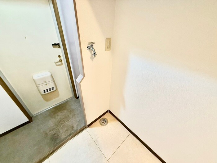 物件内観写真19　(洗濯機置場)