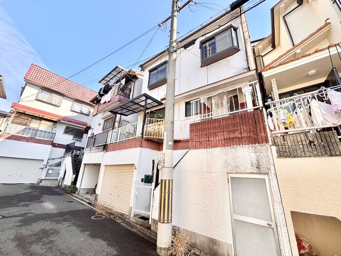 物件外観写真1　(外観写真)