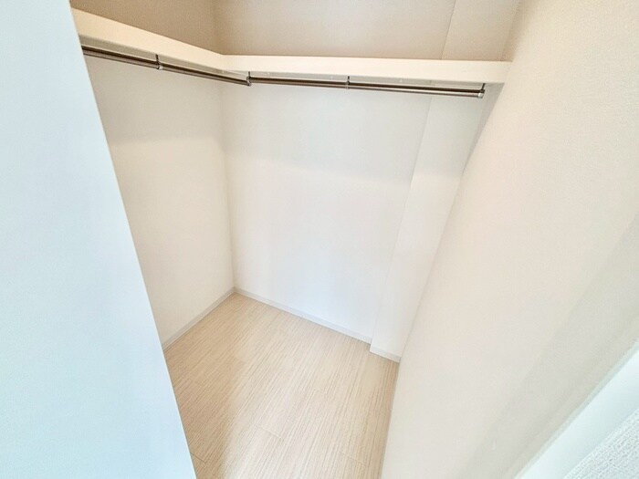 物件内観写真10　(収納)