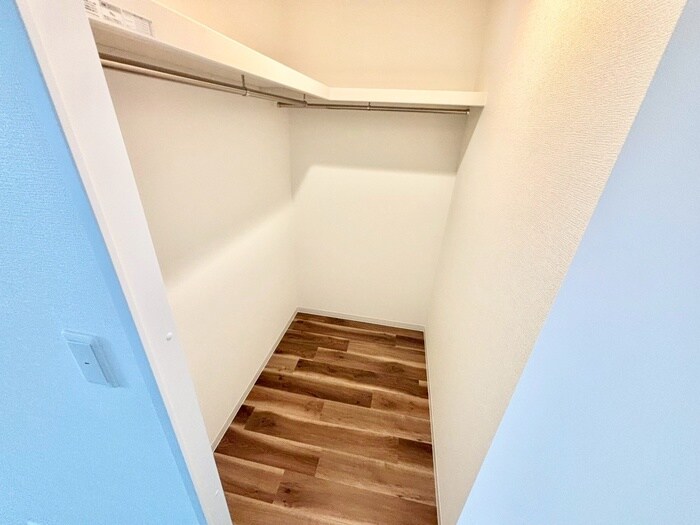 物件内観写真10　(収納)