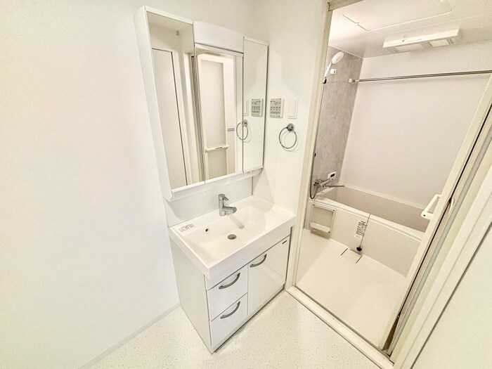 物件内観写真13　(洗面)