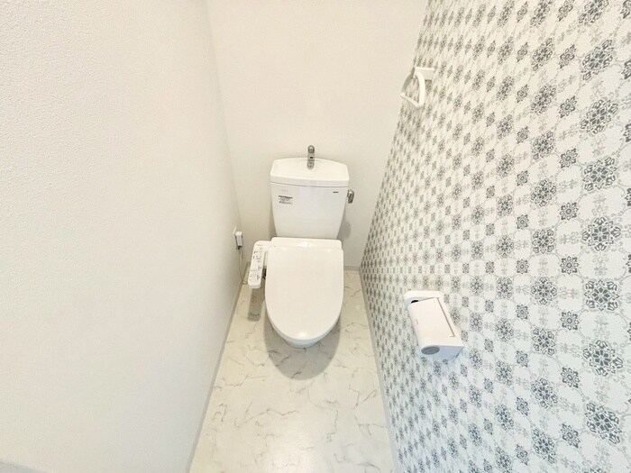 物件内観写真14　(トイレ)