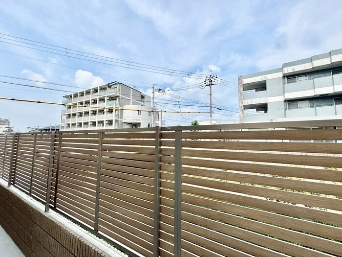 物件内観写真22　(室内からの展望)