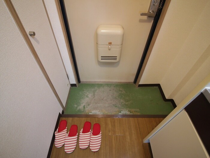 物件内観写真6　(廊下)