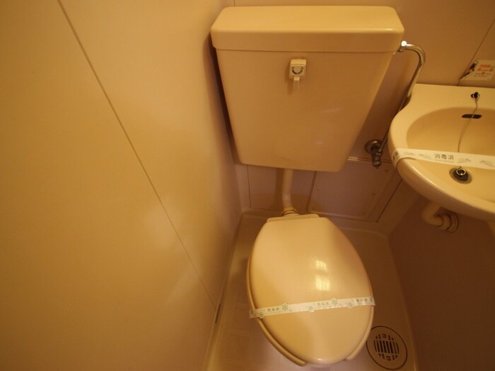 物件内観写真11　(トイレ)